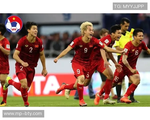 广东雄鹰足球崛起之路探索球队发展与青训体系的成功经验与挑战